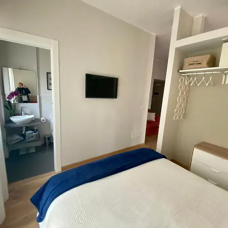 Amanda 57 Apartment